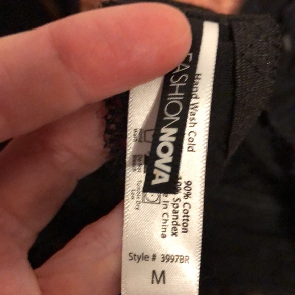 Fashion Nova Black Lace Bra - Picture 4 of 4